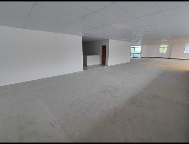 1,765M² OFFICE TO LET IN RANDJESPARK